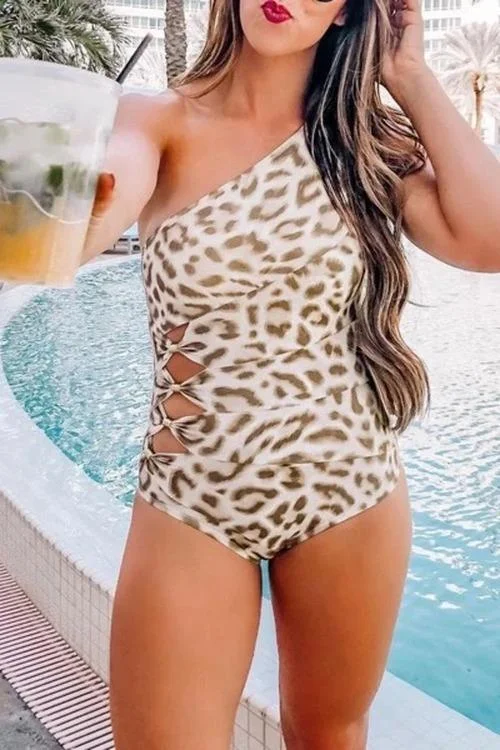 Printed One-Pieces with Patterns -One Shoulder Leopard Printed One-piece Swimsuit